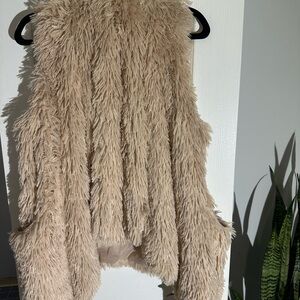 Wit & Wisdom Tan Faux Fur Vest